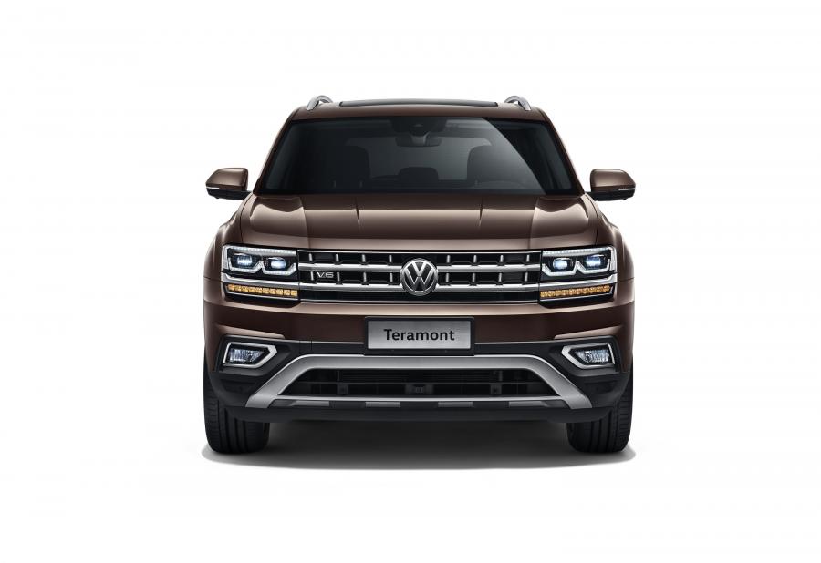  Volkswagen Teramont 2017 года  (CN) (фото 16 из 40)